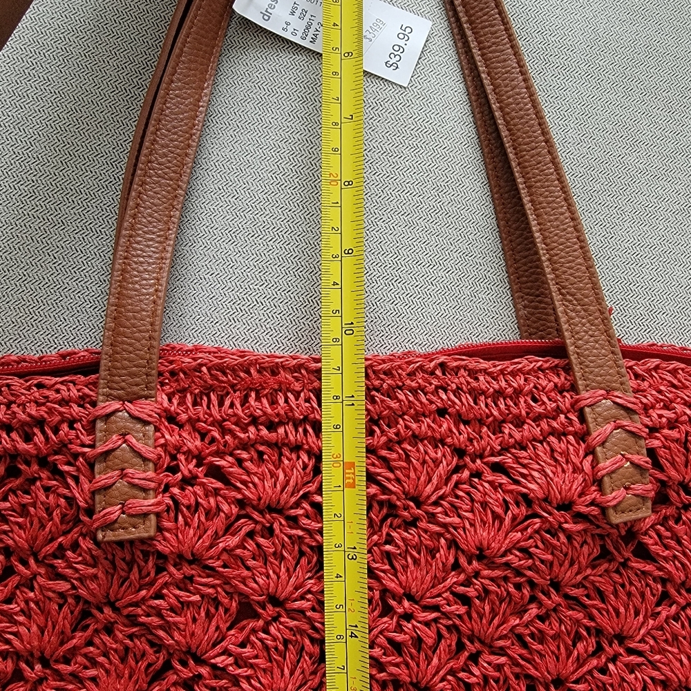 New Red Straw Shoulder Bag - Picture 6 of 8